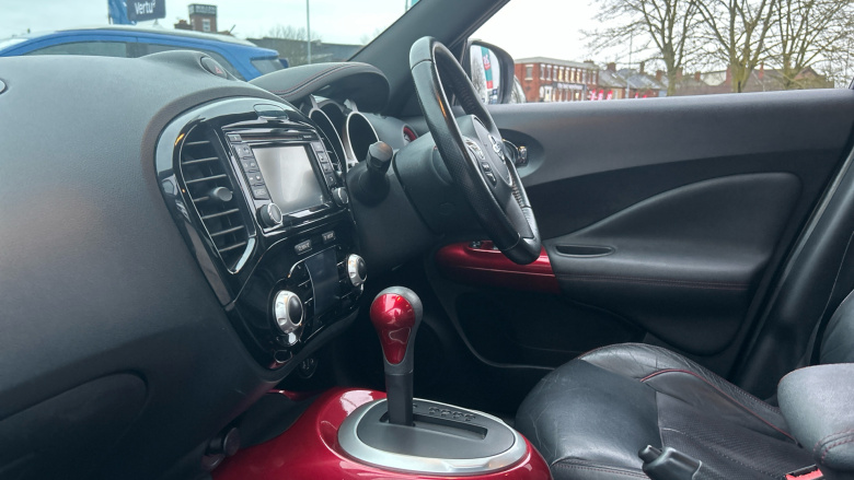 Nissan Juke 1.6 Tekna 5dr Xtronic Petrol Hatchback